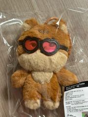 Tomafox DOLL KEYCHAIN ぬいぐるみ - メルカリ