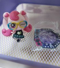 ヘンタイプリズン げっちゅ屋 特典タペストリー - メルカリ