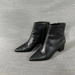 BALENCIAGA ポインテッドトゥ アンクルブーツ ブラック 40 - メルカリ