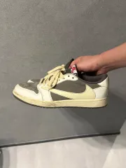 280) ナイキ エア ジョーダン1 トラヴィス スコット ロー OG