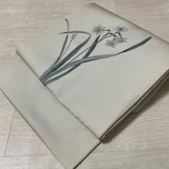 名古屋帯 グレー地 草花文様 スギモト謹製 - メルカリ