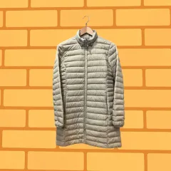 モンベル 軽量ダウンコート (M)