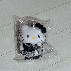 ハローキティ コレクターズマスコット 東西 - メルカリ
