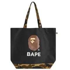 A BATHING APE アベイシングエイプ FIRST HEAD カモフラ トートバッグ ブラックのサムネイル