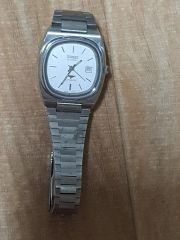 未使用品 SEIKO5 レディース 自動巻き腕時計 SUA611K シルバー - メルカリ