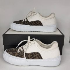 未使用に近い】現行 FENDI 厚底 マッチ スニーカー ズッカ ロゴ文字 