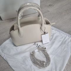 ✢お値下げ中✢ 美品 IACUCCI イアクッチ 佐田真由美さんコラボバッグ 