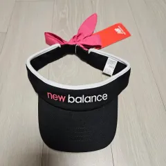 ニューバランス ブラック サンバイザー リー ribbon 装飾 新品のサムネイル