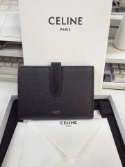 セリーヌ クロコ ラウンド 長財布 クロコダイル型押し カーフスキン