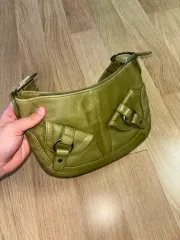 緑 バッグ