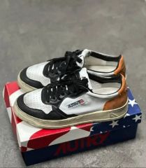 稀少 AUTRY オートリー SUPERVINTAGE LOW MAN 白黒44 - メルカリ