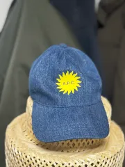A.P.C. デニム ベースボールキャップ サン 54のサムネイル