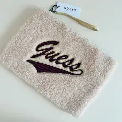 ゲス フリース クラッチバッグのサムネイル