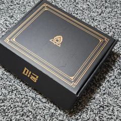 真天地開闢集団ジグザグ 歴代命様 透明板 アクリルバッヂ ベレボ限定