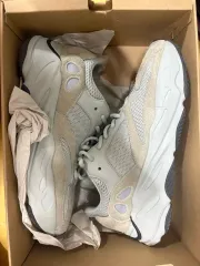 アディダス イージーブースト 700 ソルト 280