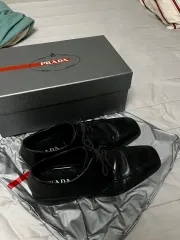 PRADA スポーツ スクエアトゥ ローファー / 靴