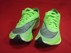 235 NIKE ズーム ヴェイパーフライ ネクスト% エレクトリックグリーン 235サイズのサムネイル