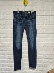 ほぼ新品)リーバイス 711 スキニー デニムジーンズ 25