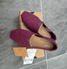 TOMS スリッポン レッド ストライプ キャンバス 27.5cm - メルカリ