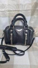 TOGA PULLA トーガ ブラックレザーショルダーバッグ コンチョ2way