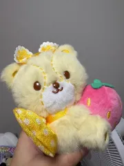 TinyTANチャーム いちご ぬいぐるみ (イェロー)
