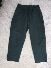 ナイキ NR リップストップ カーゴパンツ ウーブンパンツ カーキ 新品 M 