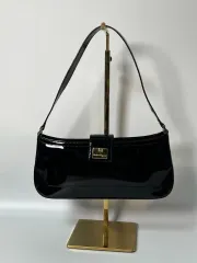 正規品 FERRAGAMO フェラガモ エナメル ショルダーバッグ バッグのサムネイル
