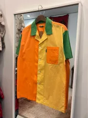 BENETTON ベネトン MULTI マルチ COLOR カラー オープン KARA（カラ） 半袖 Tシャツのサムネイル