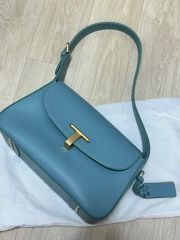 GUCCI（グッチ）　ジャッキー マイクロGG　002 1063 ブルー系 GUCCI（グッチ） ジャッキー マイクロGG 002 1063 ブルー系 - メルカリ