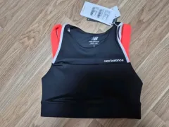 ニューバランス(タグ新品)Achiever スポーツブラのサムネイル
