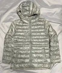 UNIQLO ウルトラライト フーデッド ダウンジャケット レディース L