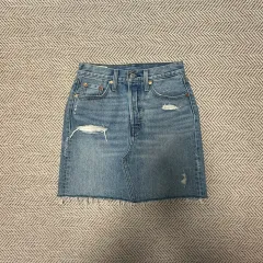 LEVI'S プレミアムデニムスカート