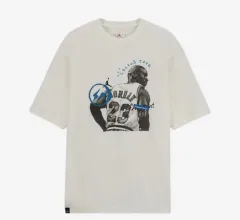 ジョーダン x トラヴィス スコット x フラグメント Tシャツ