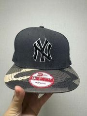と*ん様 NEW ERA セルフスタンドバッグ カモフラ柄 - メルカリ
