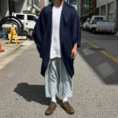 132 5 ISSEY MIYAKE イッセイミヤケ 着物 コートのサムネイル