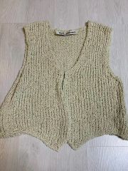 新品 未使用☆ HOWIE. Clothing リネンベスト ベージュ - メルカリ