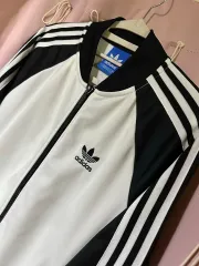 アディダス NIGO® ベア 25周年 限定モデル ブラック ホワイト ジャージ