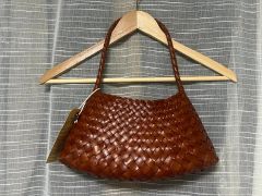 未使用に近い イルミーチョ il micio ショルダーバッグ メッシュ 