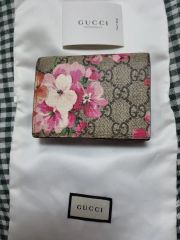 限定値下げ】新品未使用GUCCIグッチブルームスクラッチバッグポーチ
