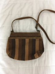 UNITED BEES スクエアポーチ カフェラテ | Mercari