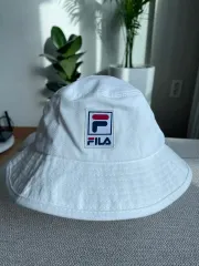 FILA 白 バケットハット