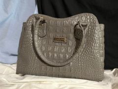 JRA認定 WORLD REP エレファントレザー 2way ショルダーバッグ JRA認定 WORLD REP エレファントレザー 2way ショルダーバッグ - メルカリ