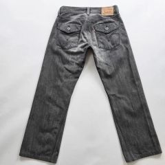 ミシカ☆MISHKA☆黒ボタンフライスリムストレート☆34☆ウェスト約89cm 