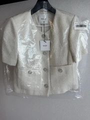 新品未使用 René ホワイト ノーカラージャケット - メルカリ