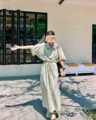 ito fukuokaベージュのリネン100% ロングワンピース 半袖 - メルカリ
