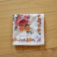 日本輸入 ローラアシュレイ フラワー ハンカチ兼 ミニスカーフ