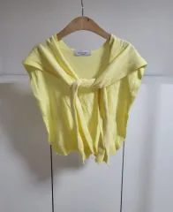 17 黄色い おんぶ ニット ショール
