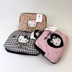 LOWRYSFARM ハローキティ キルティング巾着ポーチ黒キルト、ピンク 