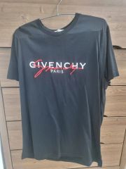 良品】 GIVENCHY ジバンシィ メタルロゴ ブラック 半袖Tシャツ - メルカリ