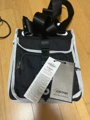 EASTPAK ホワイトマウンテニアリング クロスバック 出品のサムネイル